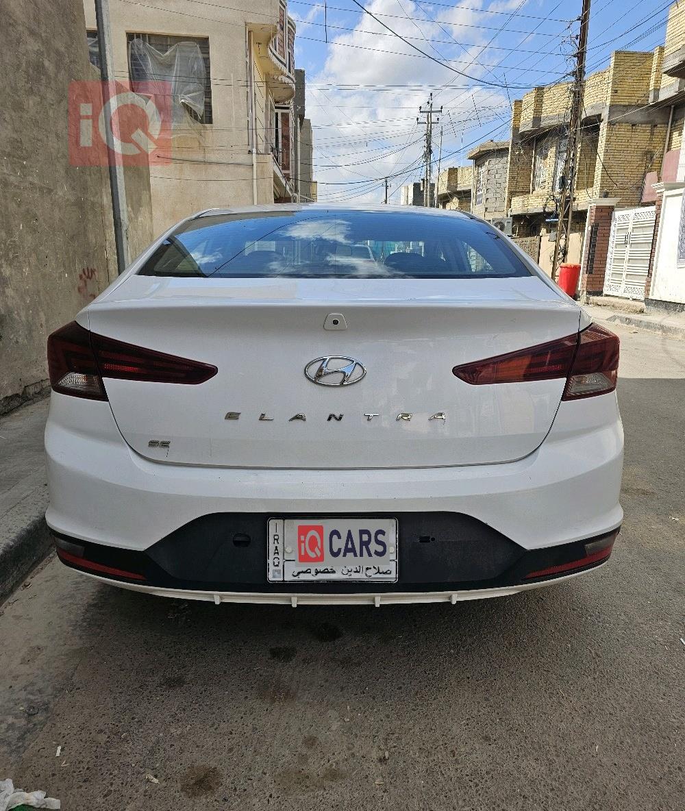 هيونداي النترا